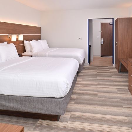 Holiday Inn Express & Suites Omaha Airport By Ihg Carter Lake Kültér fotó