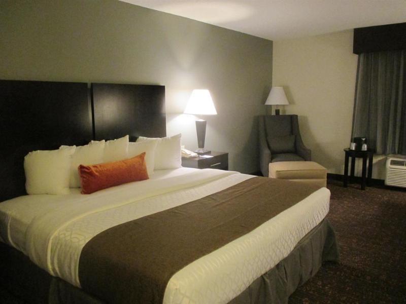 Holiday Inn Express & Suites Omaha Airport By Ihg Carter Lake Kültér fotó